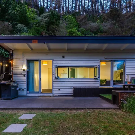 The Grove Turangi Villa Exterior photo